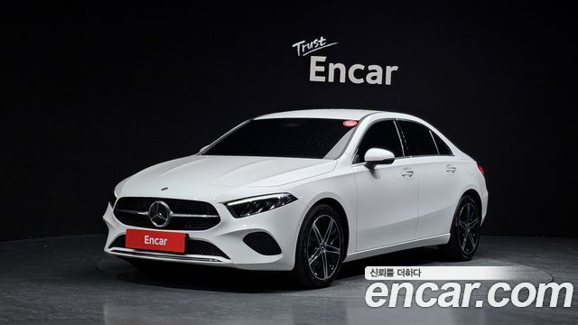 Mercedes-Benz A-Class 2024 — photo 1