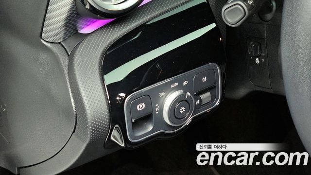 Mercedes-Benz A-Class 2024 — photo 16