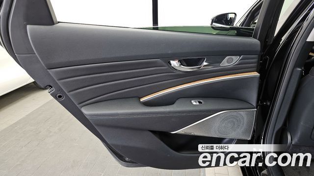 Kia K9 2022 — photo 15
