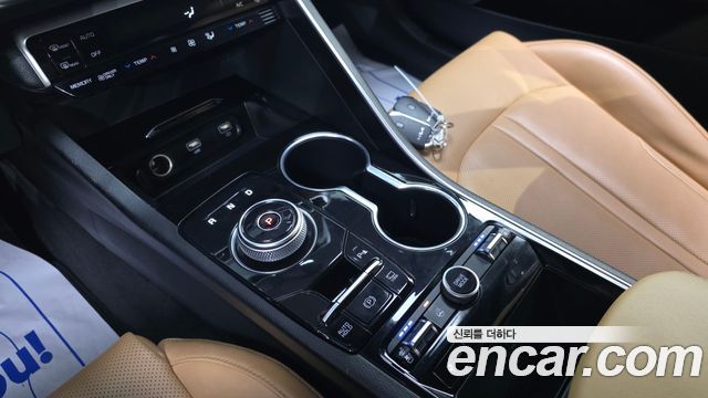 Kia K5 2023 — photo 9