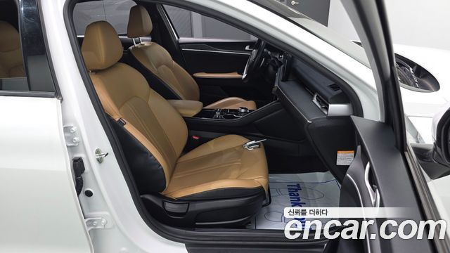 Kia K5 2023 — photo 12