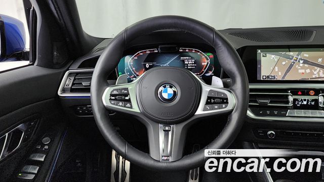 BMW 3-Series 2021 — photo 19