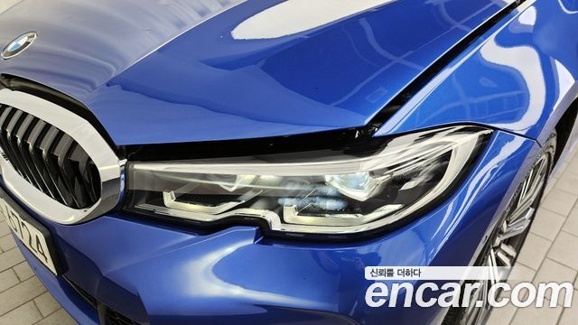 BMW 3-Series 2021 — photo 8