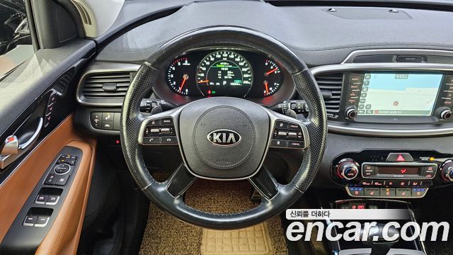 Kia Sorento 2019 — photo 13
