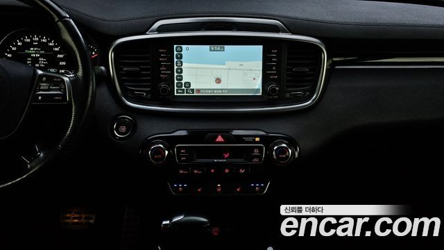 Kia Sorento 2019 — photo 14
