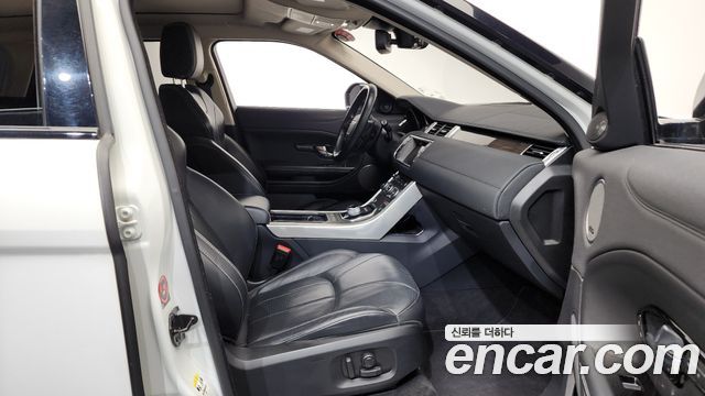 Land Rover Range Rover Evoque 2016 — photo 11