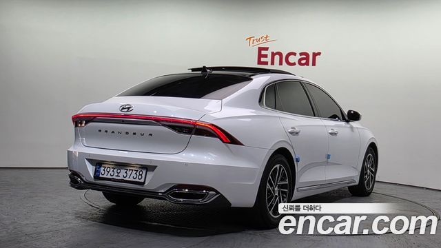 Hyundai Grandeur 2022 — photo 2