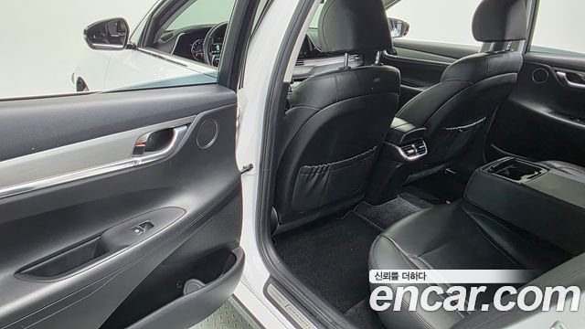 Hyundai Grandeur 2022 — photo 19