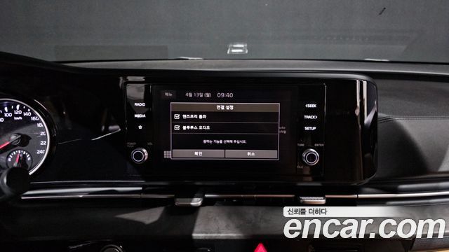 Kia Canival 2023 — photo 15