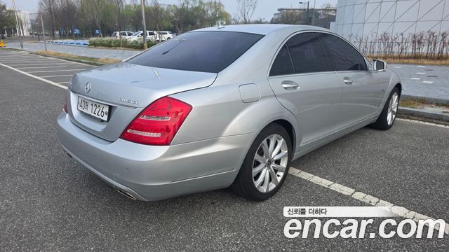 Mercedes-Benz S-Class 2012 — photo 6