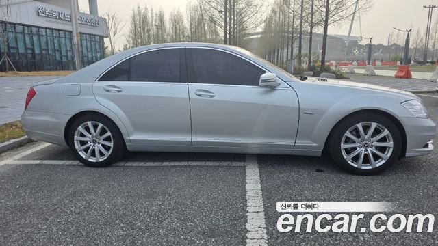 Mercedes-Benz S-Class 2012 — photo 8