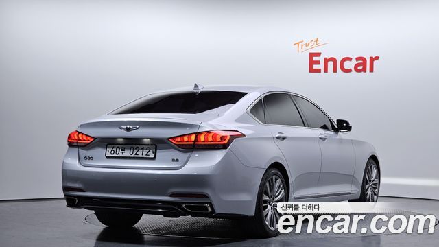 Genesis G80 2017 — photo 2