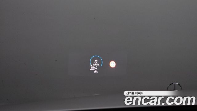 Mercedes-Benz E-Class 2021 — photo 21