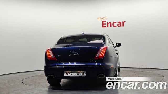 Jaguar XJ 2015 — photo 4