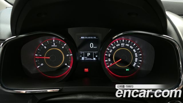 KG Mobility KORANDO 2018 — photo 11