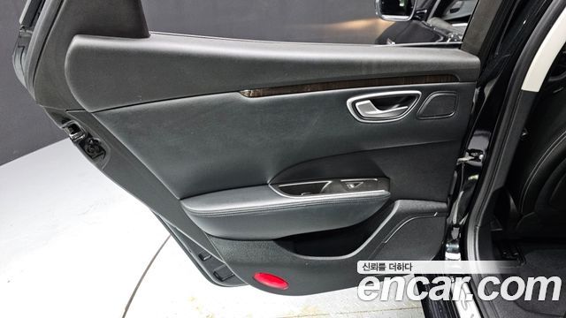 Renault Korea SM6 2016 — photo 15