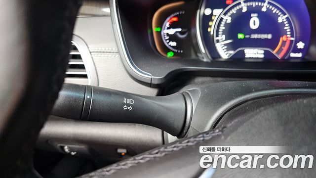 Renault Korea SM6 2016 — photo 28