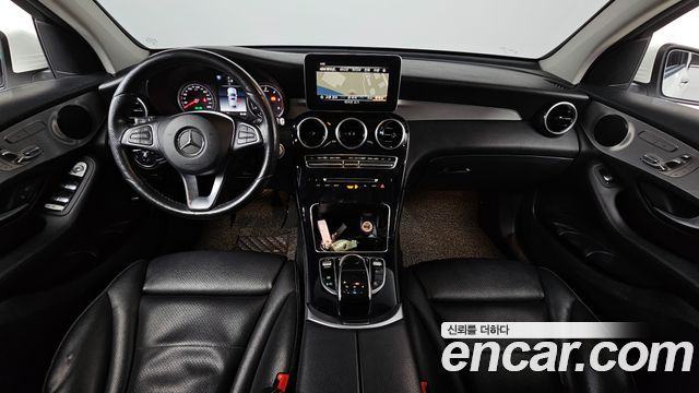 Mercedes-Benz GLC-Class 2018 — photo 10