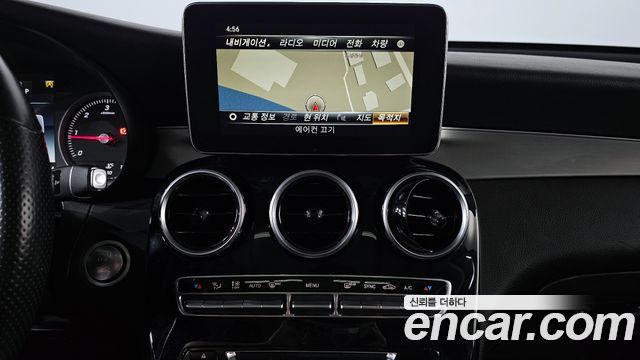 Mercedes-Benz GLC-Class 2018 — photo 20