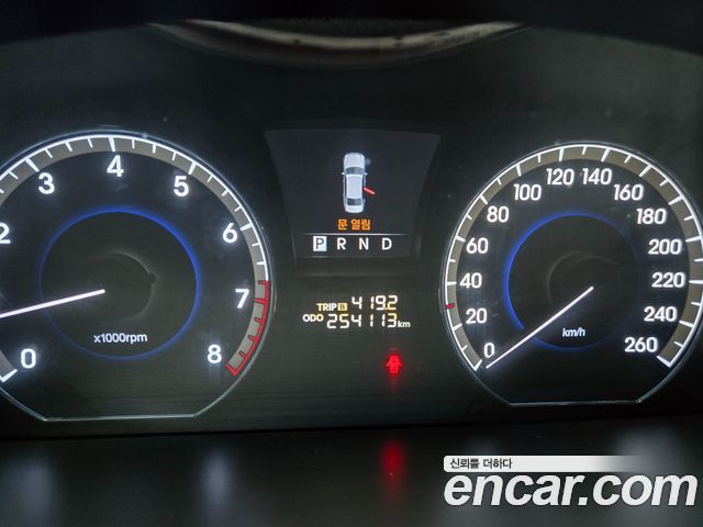 Hyundai Equus 2011 — photo 14