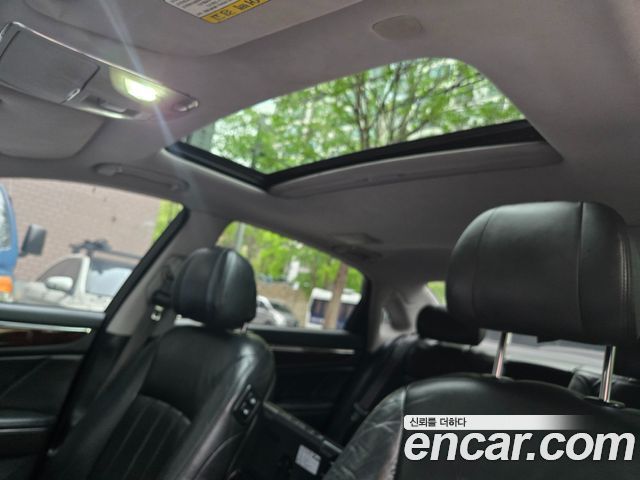 Hyundai Equus 2011 — photo 17