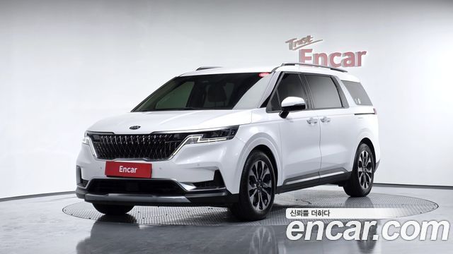 Kia Canival 2021 — photo 1