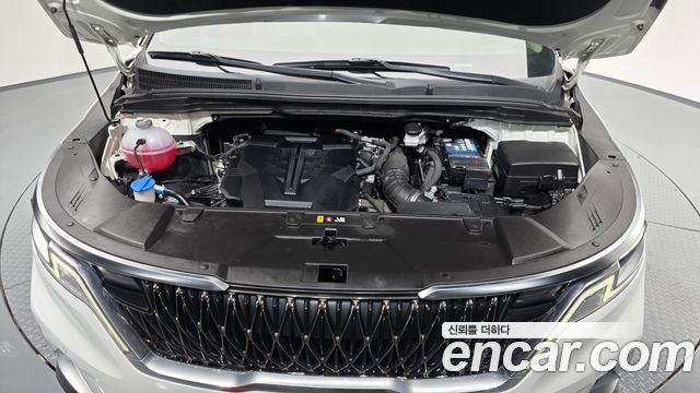 Kia Canival 2021 — photo 6