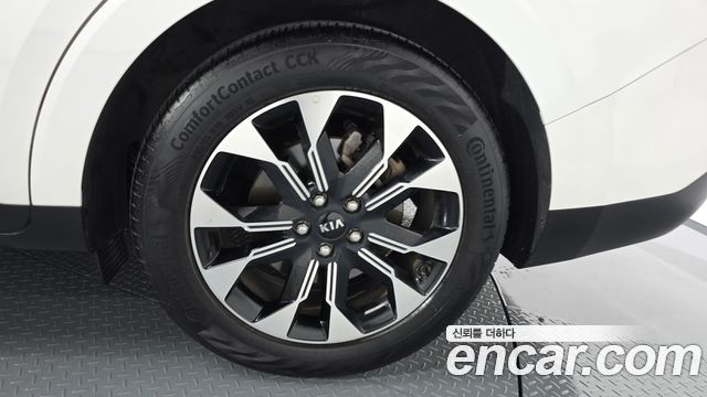 Kia Canival 2021 — photo 7