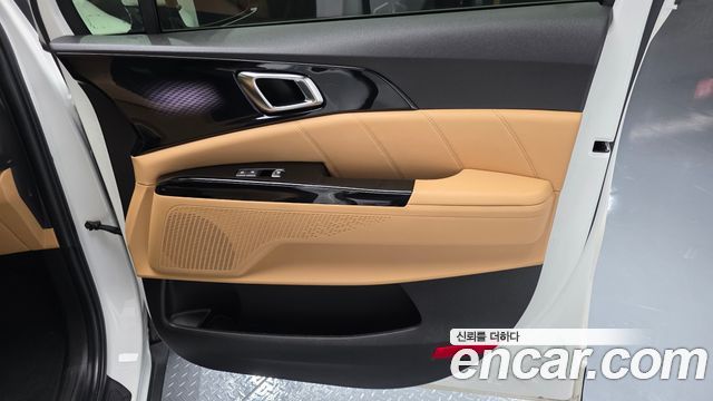 Kia Canival 2021 — photo 15