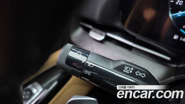 Kia Canival 2021 — photo 30
