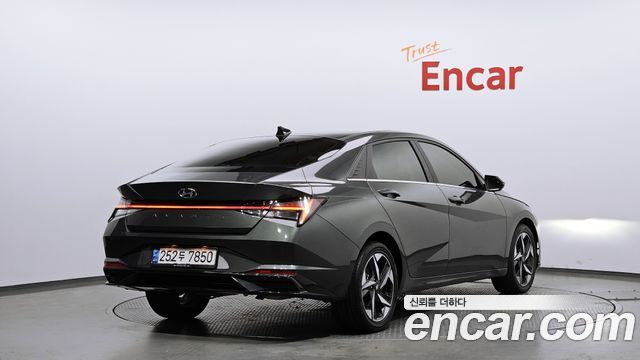 Hyundai AVANTE 2021 — photo 2