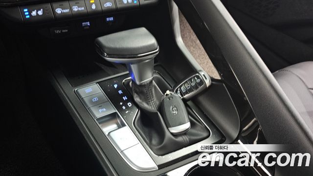 Hyundai AVANTE 2021 — photo 9