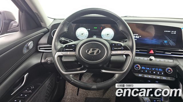 Hyundai AVANTE 2021 — photo 13