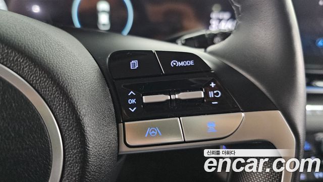 Hyundai AVANTE 2021 — photo 18