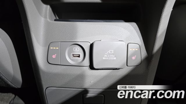 Kia Canival 2017 — photo 17
