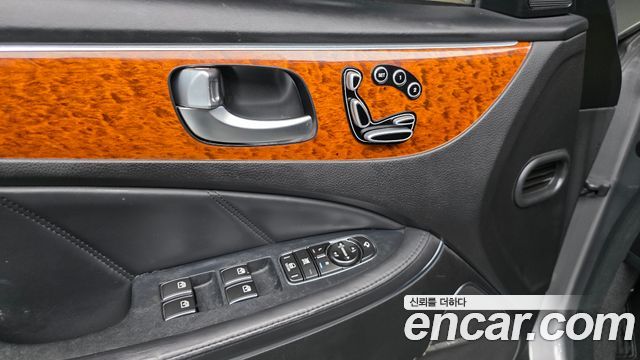 Hyundai Equus 2012 — photo 11