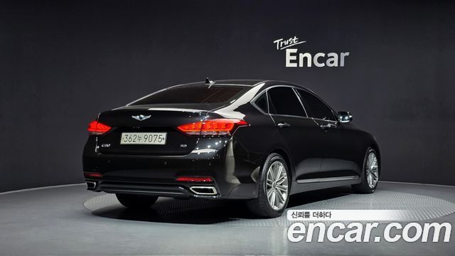 Genesis G80 2018 — photo 2