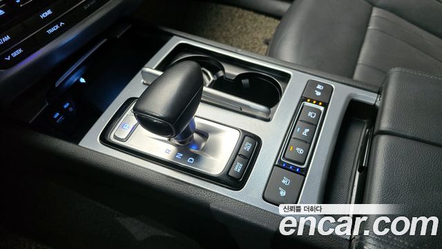 Genesis G80 2018 — photo 9