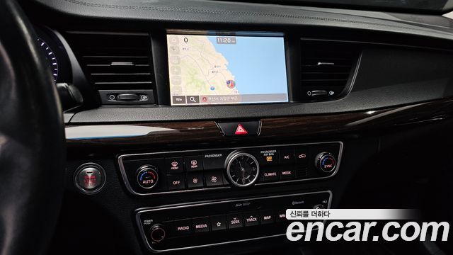 Kia K7 2019 — photo 21
