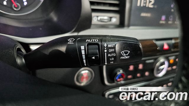 Kia K7 2019 — photo 25