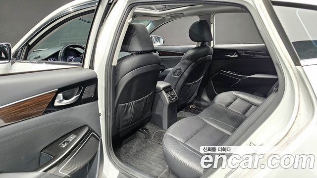 Kia K7 2019 — photo 16