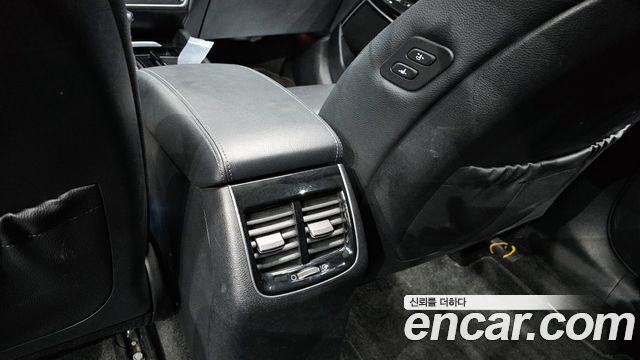 Kia K7 2019 — photo 31