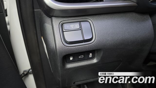 Kia K5 2019 — photo 22
