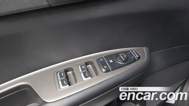 Kia K5 2019 — photo 24
