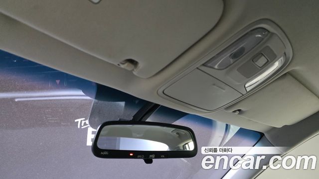 Kia K5 2019 — photo 26