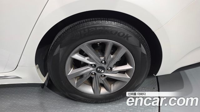Kia K5 2019 — photo 7