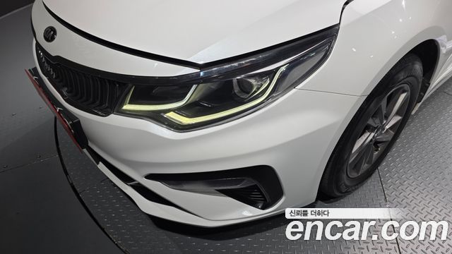 Kia K5 2019 — photo 8