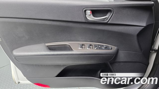 Kia K5 2019 — photo 14