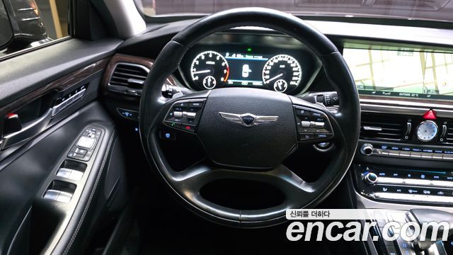 Genesis EQ900 2017 — photo 13