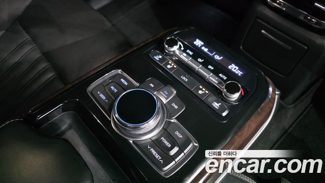 Genesis EQ900 2017 — photo 19